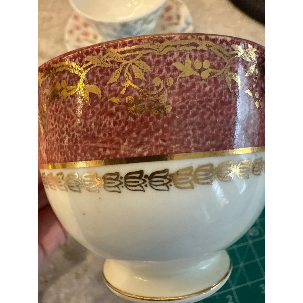 Salisbury‎ Crown China England Teacup and Saucer
